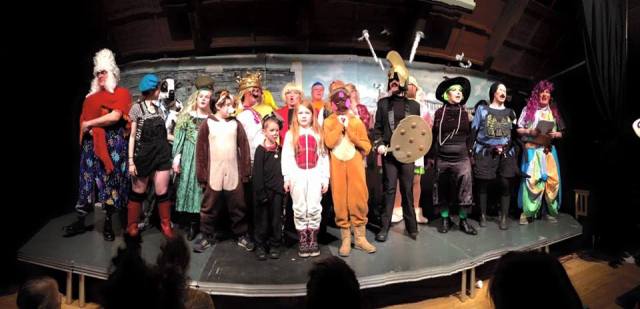 Easdale panto 2016